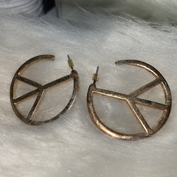 Peace sign hoops - Picture 4 of 4